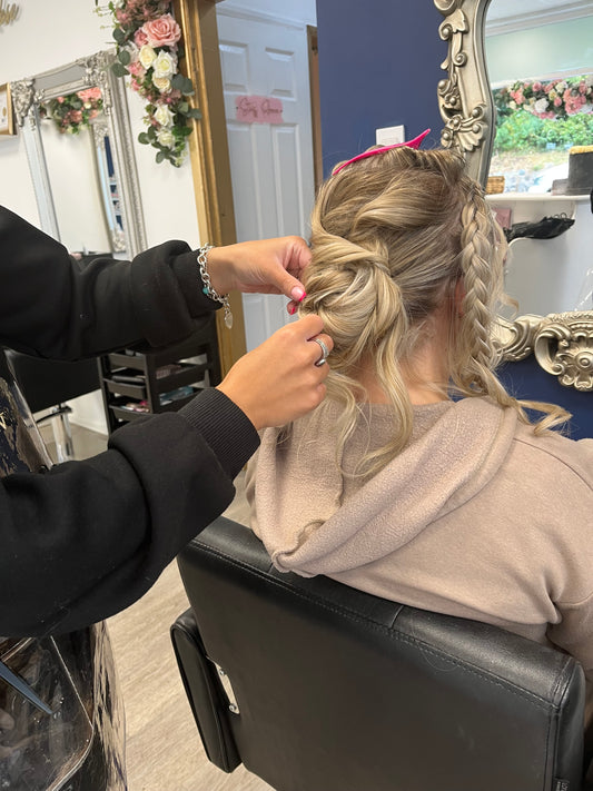 Advanced Hair Up Course